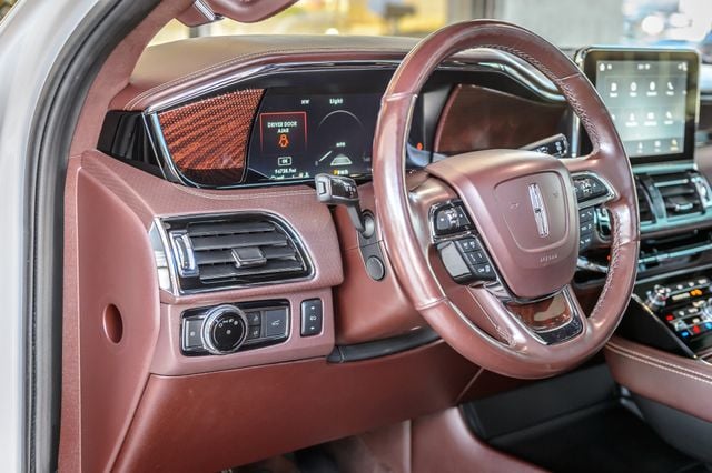 2019 Lincoln Navigator NAVIGATOR 4X4 BLACK LABEL WHITE ON MAHOGANY RED NAV QUADCAPTAINS - 22947084 - 26