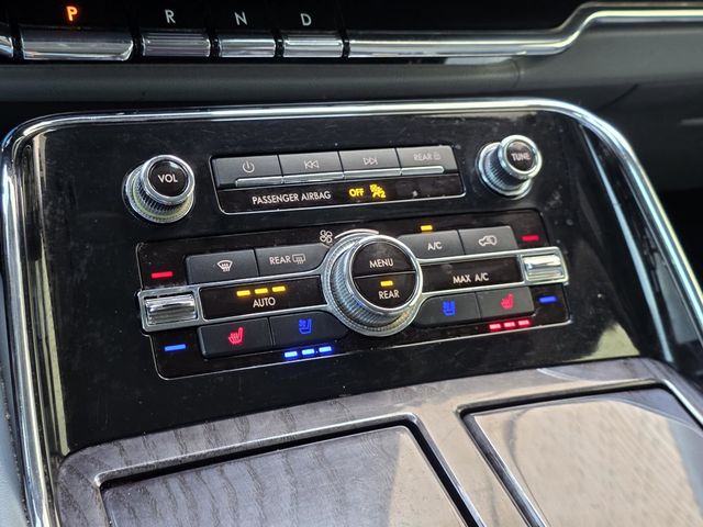 2019 Lincoln Navigator Reserve - 23017436 - 30