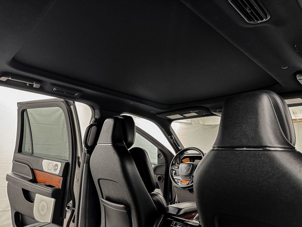 2019 Lincoln Navigator RESERVE 4WD - 23036484 - 11