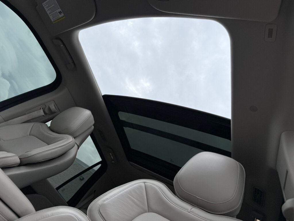 2019 Lincoln Navigator Reserve 4x4 - 22909961 - 4