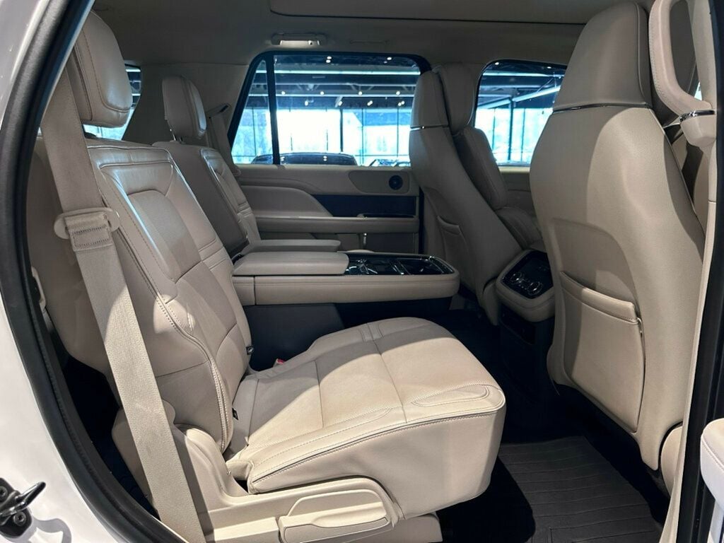 2019 Lincoln Navigator Reserve/4x4/CaptainsChairs/Htd&CldMassageSeats/PanoRoof/NAV - 22758338 - 26