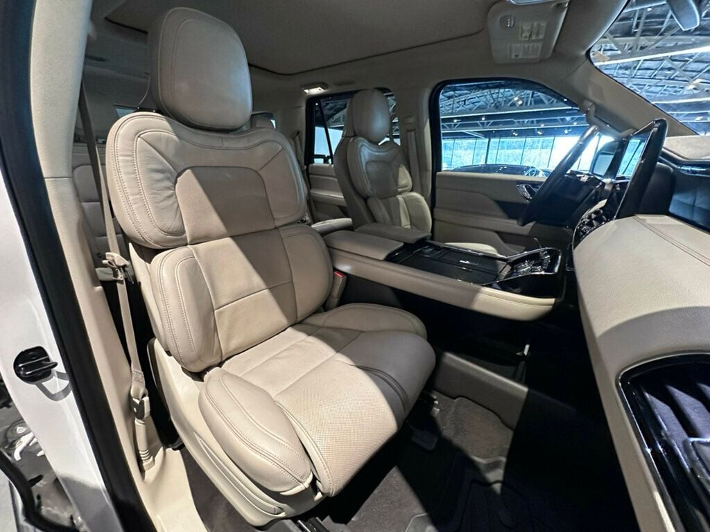 2019 Lincoln Navigator Reserve/4x4/CaptainsChairs/Htd&CldMassageSeats/PanoRoof/NAV - 22758338 - 31