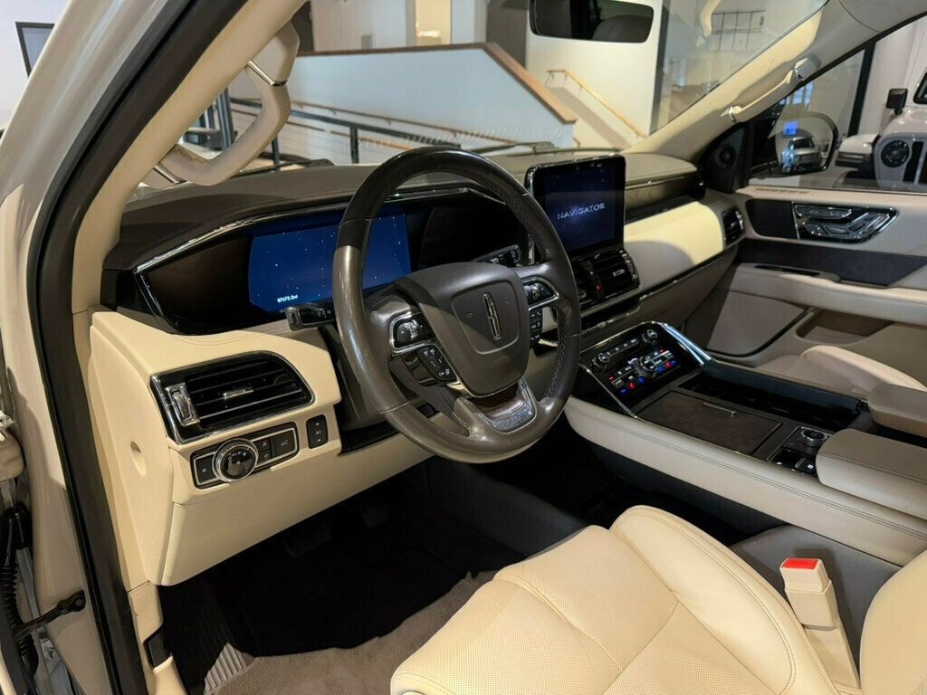 2019 Lincoln Navigator Reserve/4x4/CaptainsChairs/PerfPositionStPkg/PanoRoof/360Cam/NAV - 22681895 - 11