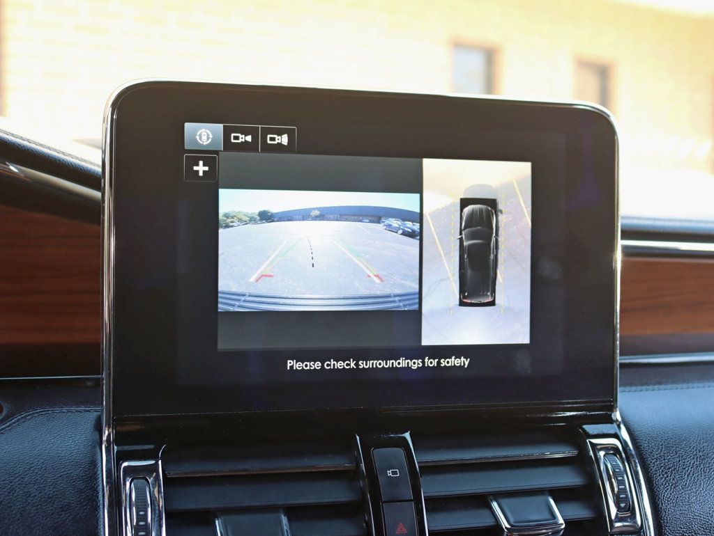 2019 Lincoln Navigator L 4x4 Reserve - 23088128 - 17