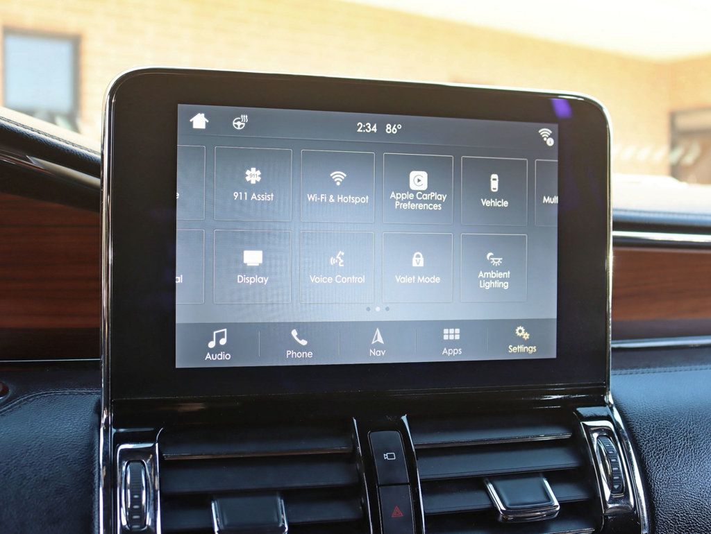 2019 Lincoln Navigator L 4x4 Reserve - 23088128 - 19