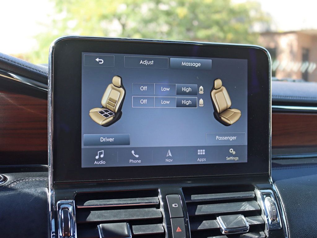 2019 Lincoln Navigator L 4x4 Reserve - 23088128 - 20
