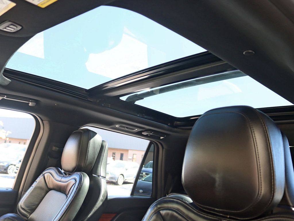 2019 Lincoln Navigator L 4x4 Reserve - 23088128 - 29