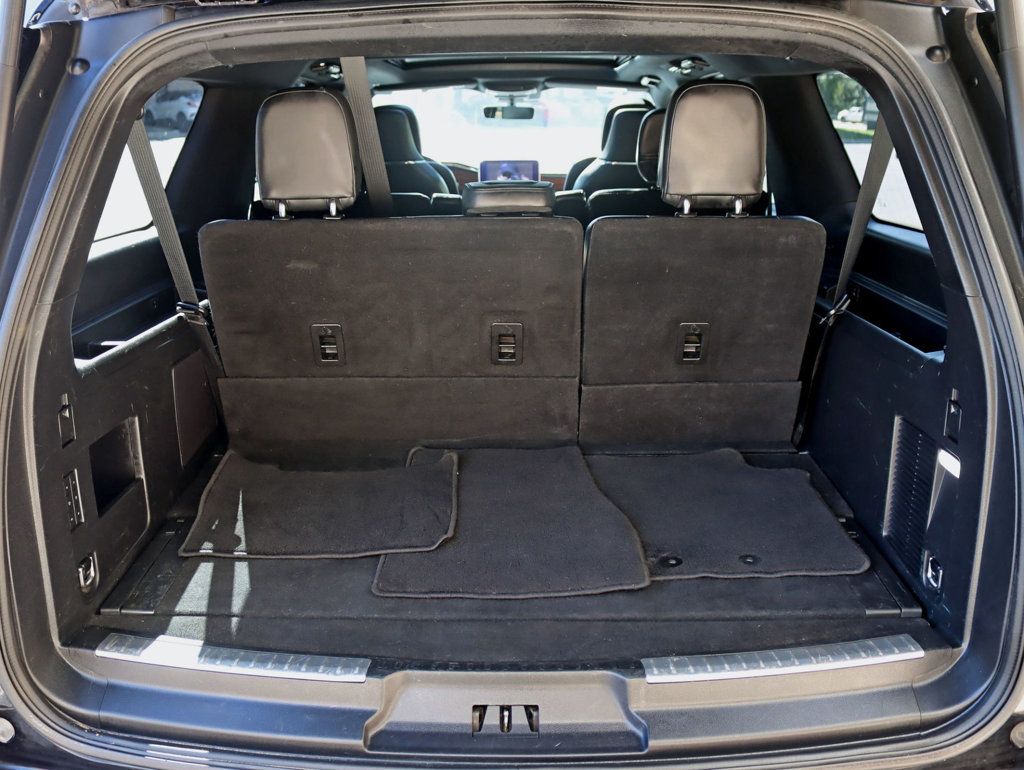 2019 Lincoln Navigator L 4x4 Reserve - 23088128 - 35