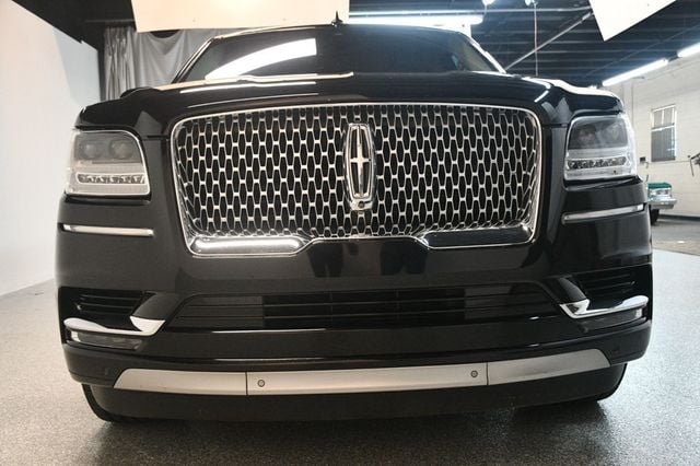 2019 Lincoln Navigator L 4x4 Reserve - 22984381 - 11