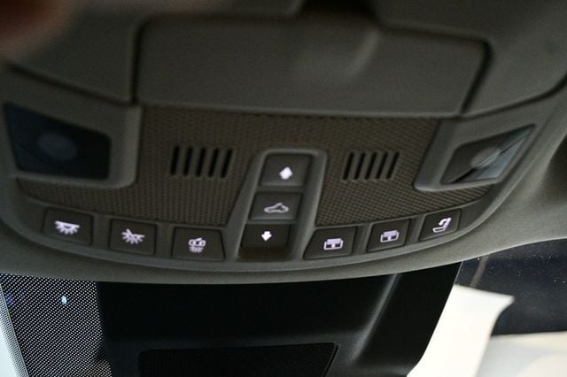 2019 Lincoln Navigator L 4x4 Reserve - 22984381 - 61