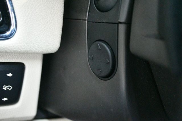 2019 Lincoln Navigator L 4x4 Reserve - 22984381 - 64