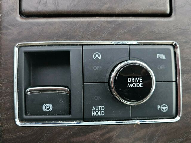 2019 Lincoln Navigator L 4x4 Reserve - 22958858 - 31