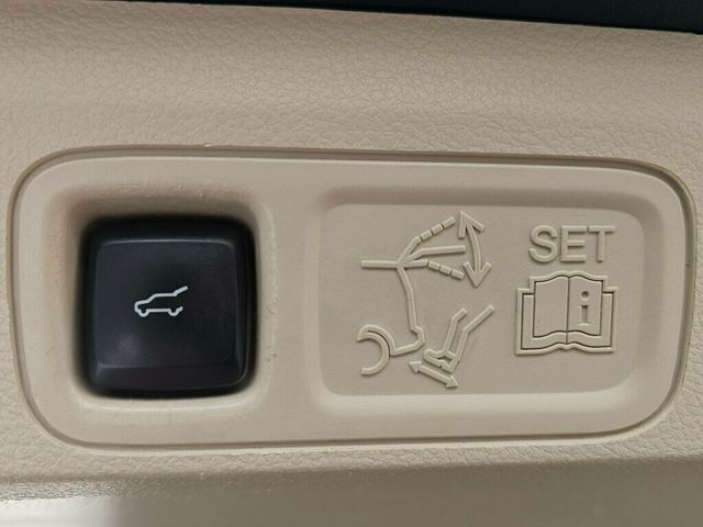 2019 Lincoln Navigator L 4x4 Reserve - 22958858 - 47