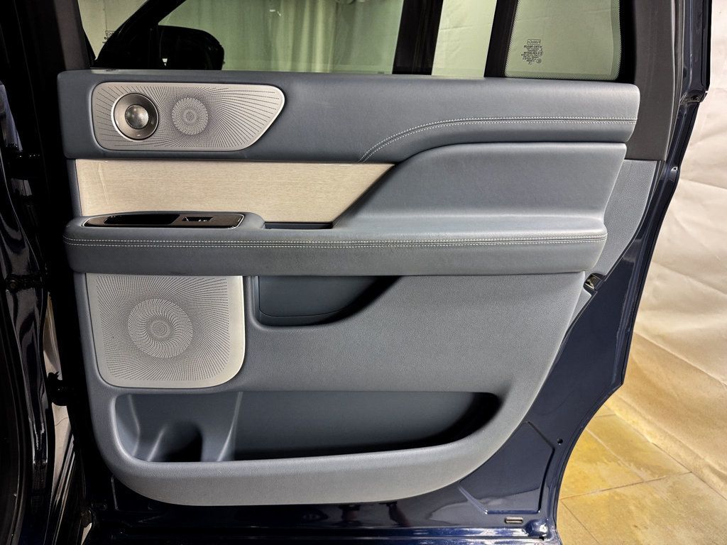 2019 Lincoln Navigator L BLACK LABEL 4WD - 23054983 - 15