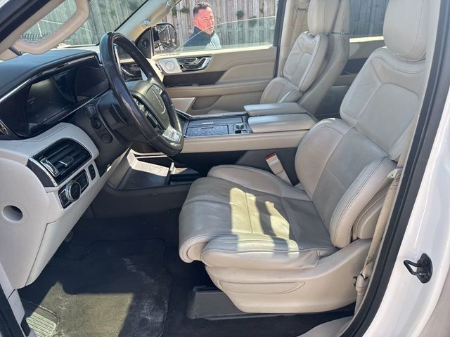 2019 Lincoln Navigator L Reserve - 23002457 - 11