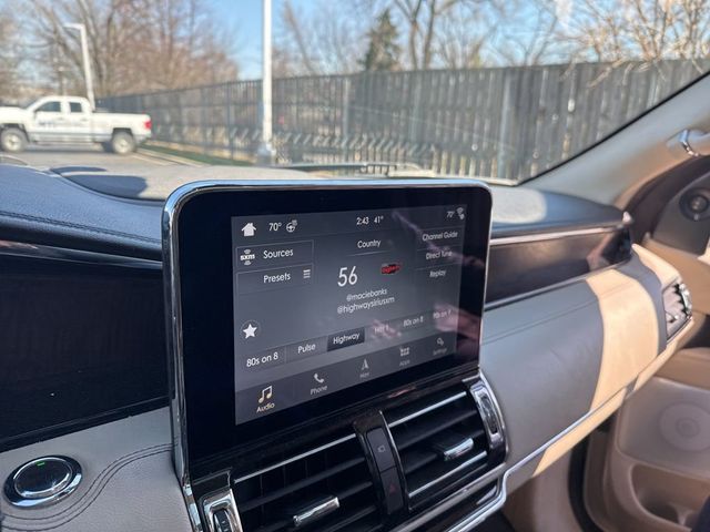 2019 Lincoln Navigator L Reserve - 23002457 - 17