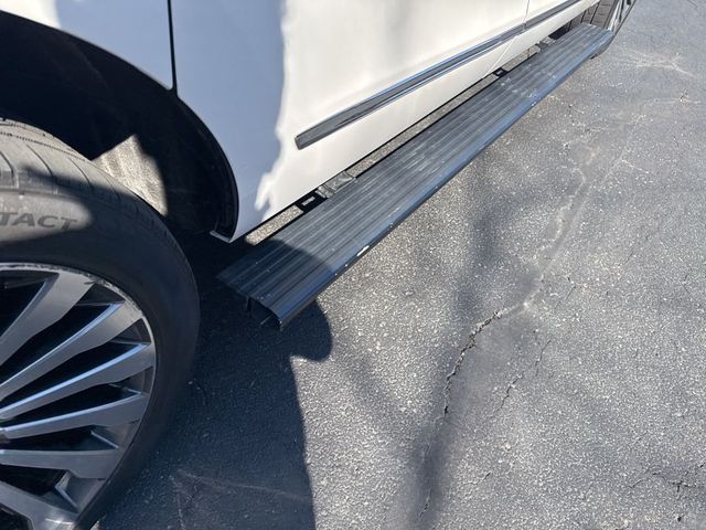 2019 Lincoln Navigator L Reserve - 23002457 - 8