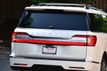 2019 Lincoln Navigator L Reserve 4x4 - 23043115 - 11