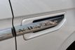 2019 Lincoln Navigator L Reserve 4x4 - 23043115 - 17