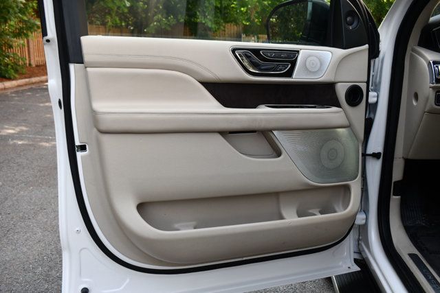 2019 Lincoln Navigator L Reserve 4x4 - 23043115 - 18