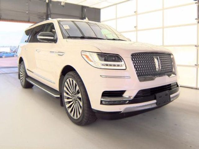 2019 Lincoln Navigator L Reserve 4x4 - 23043115 - 1