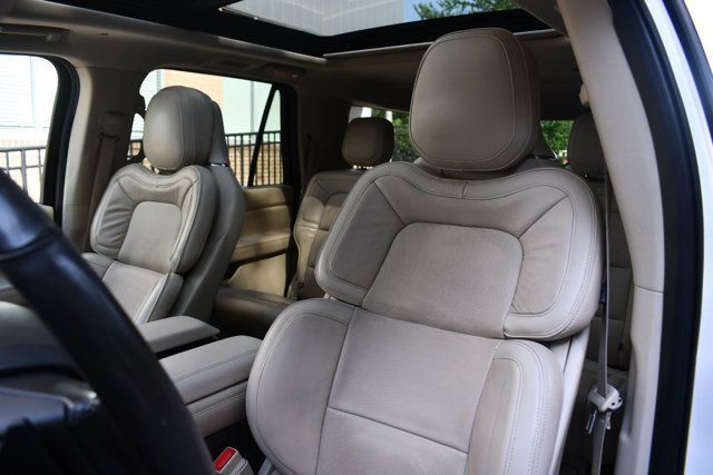 2019 Lincoln Navigator L Reserve 4x4 - 23043115 - 21