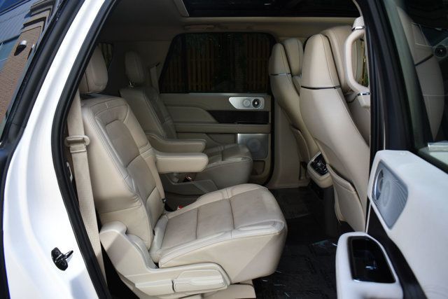 2019 Lincoln Navigator L Reserve 4x4 - 23043115 - 34