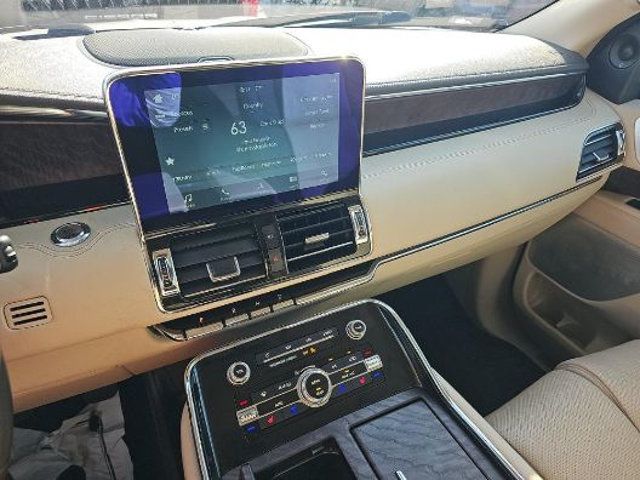 2019 Lincoln Navigator L Reserve 4x4 - 23043115 - 7