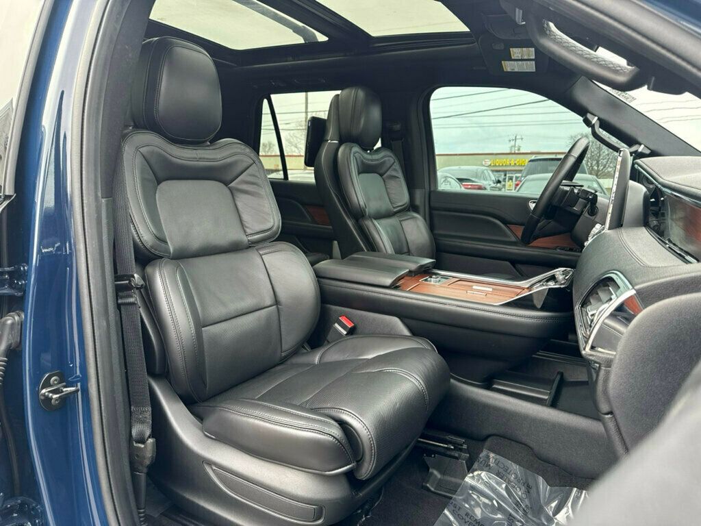 2019 Lincoln Navigator L Reserve 4x4 - 23011922 - 14