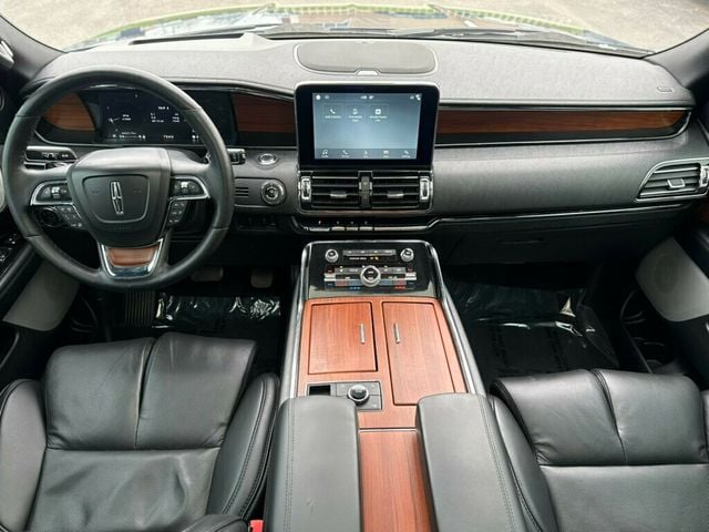 2019 Lincoln Navigator L Reserve 4x4 - 23011922 - 1