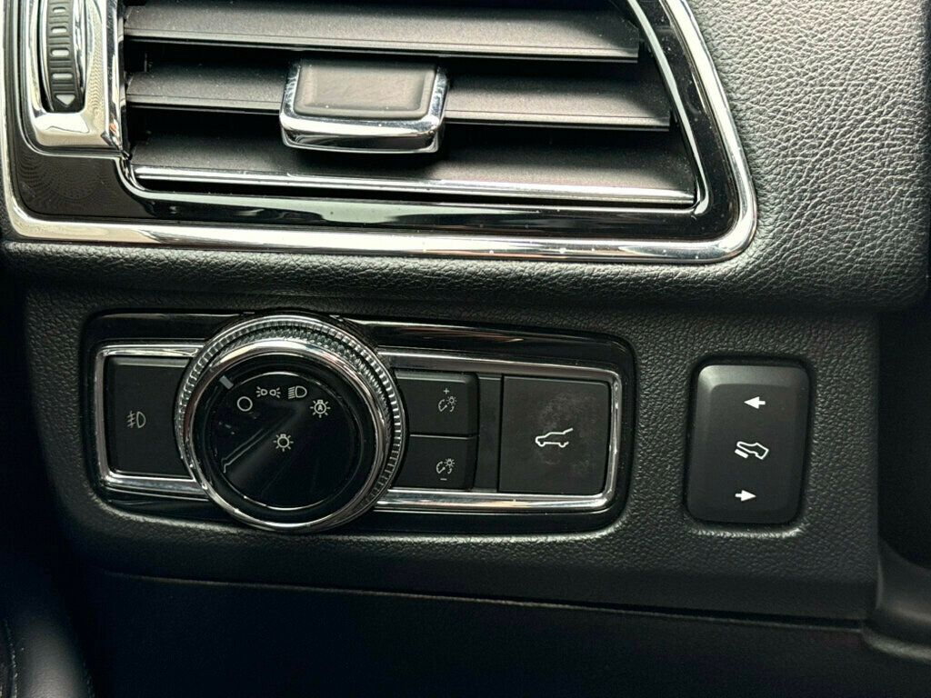 2019 Lincoln Navigator L Reserve 4x4 - 23011922 - 30