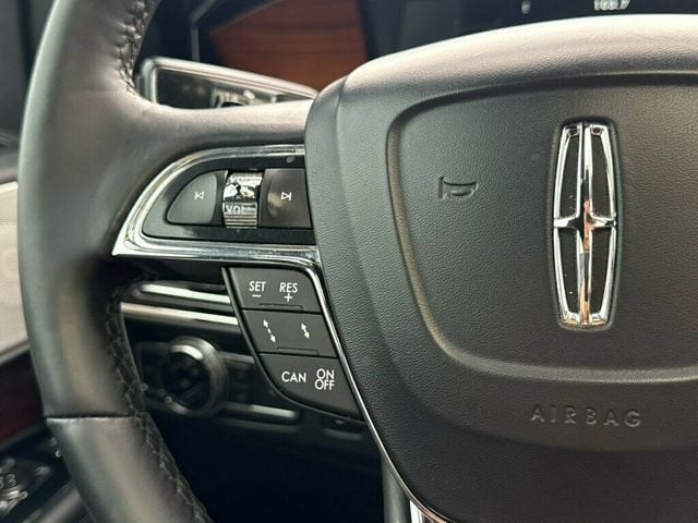 2019 Lincoln Navigator L Reserve 4x4 - 23011922 - 31