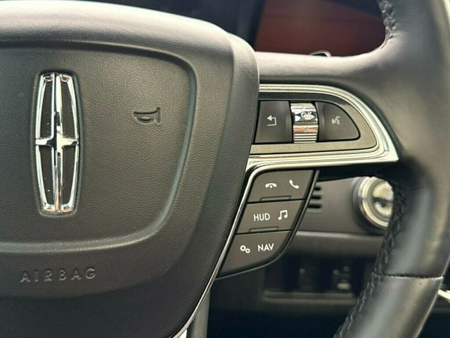 2019 Lincoln Navigator L Reserve 4x4 - 23011922 - 32