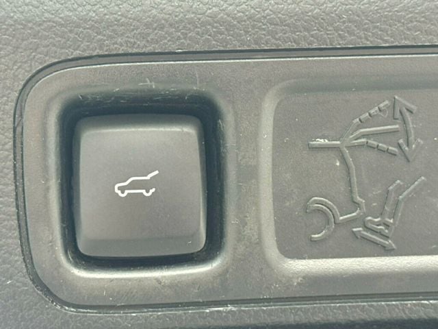 2019 Lincoln Navigator L Reserve 4x4 - 23011922 - 47