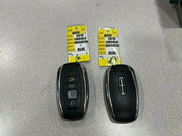 2019 Lincoln Navigator L Reserve 4x4 - 23011922 - 4