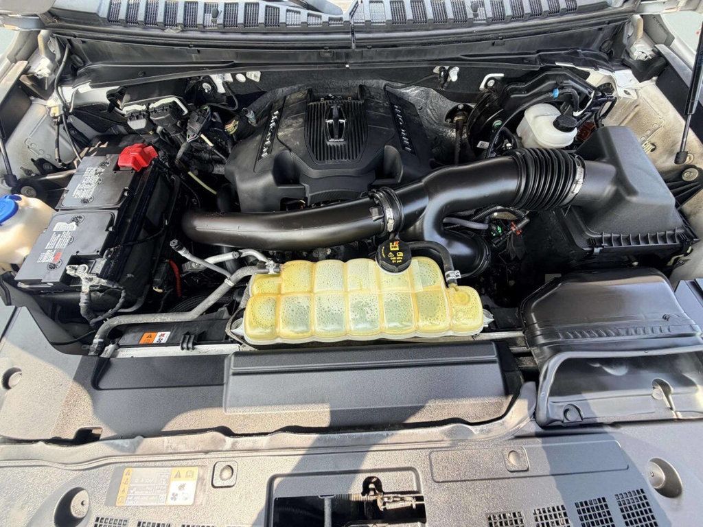 2019 Lincoln Navigator L Reserve 4x4 4dr SUV - 23053540 - 12