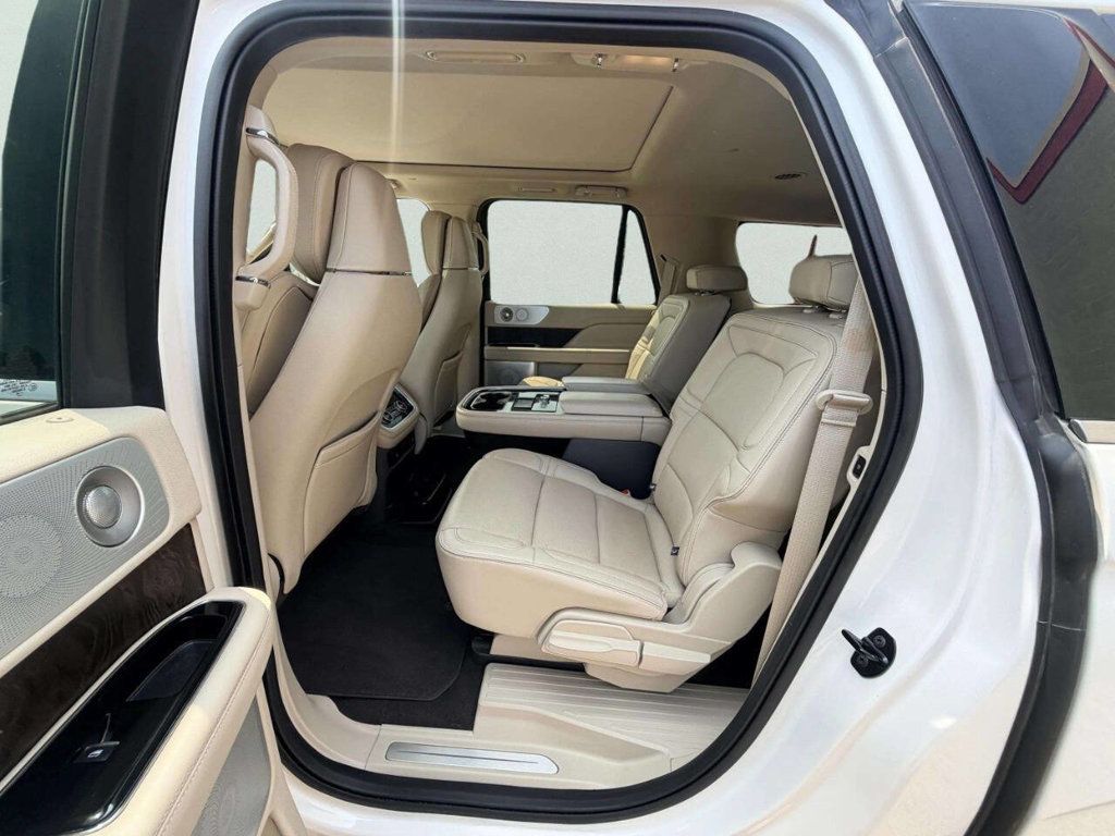 2019 Lincoln Navigator L Reserve 4x4 4dr SUV - 23053540 - 22