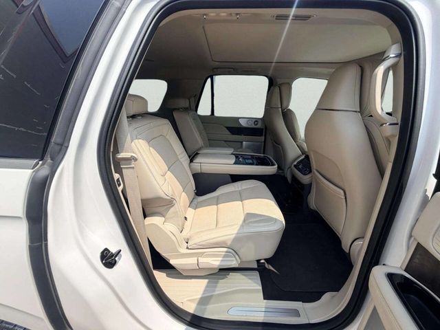 2019 Lincoln Navigator L Reserve 4x4 4dr SUV - 23053540 - 30