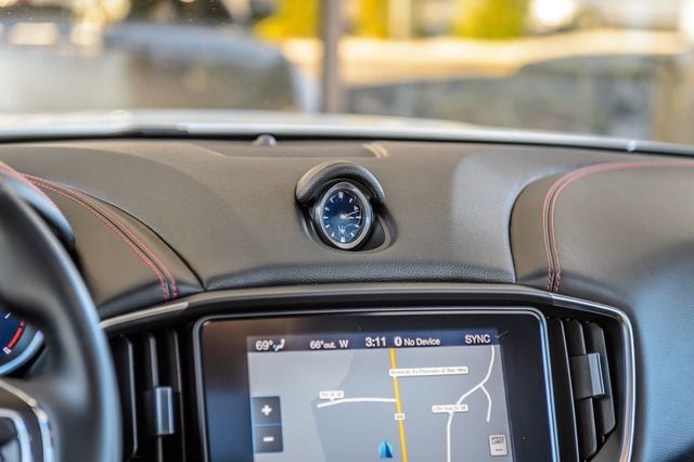 2019 Maserati Ghibli GHIBLI S - NAV - BACKUP CAM - LOW MILES - BLUETOOTH - GORGEOUS - 22947079 - 29