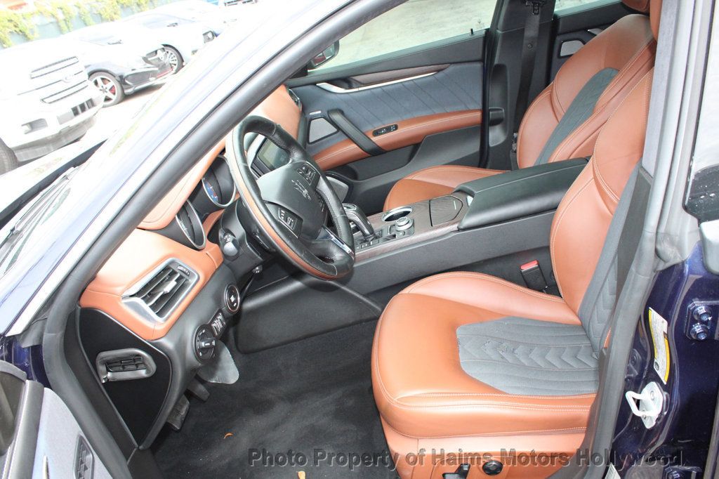 2019 Maserati Ghibli GranLusso photo 16