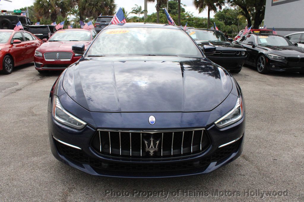 2019 Maserati Ghibli GranLusso photo 2