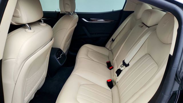 2019 Maserati Ghibli S 3.0L (424 hp) - 22975972 - 23