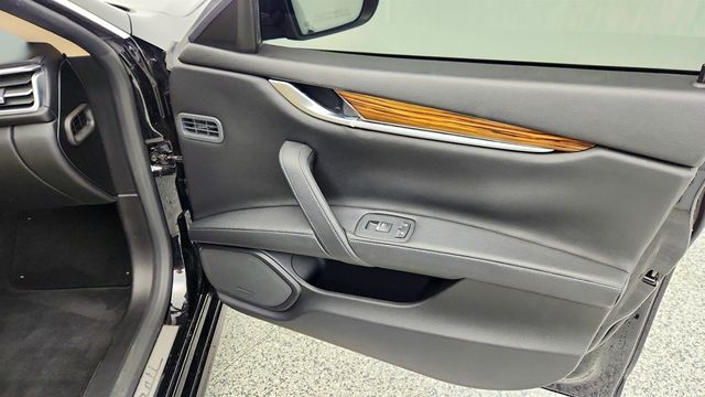 2019 Maserati Ghibli S 3.0L (424 hp) - 22975972 - 28