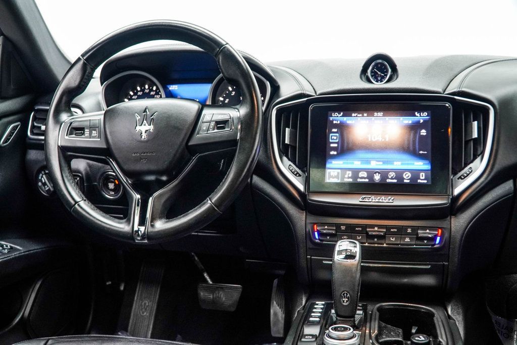 Maserati Ghibli photo 17