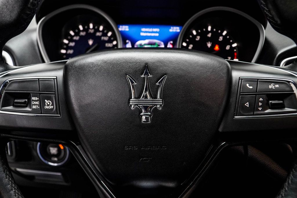 Maserati Ghibli photo 34