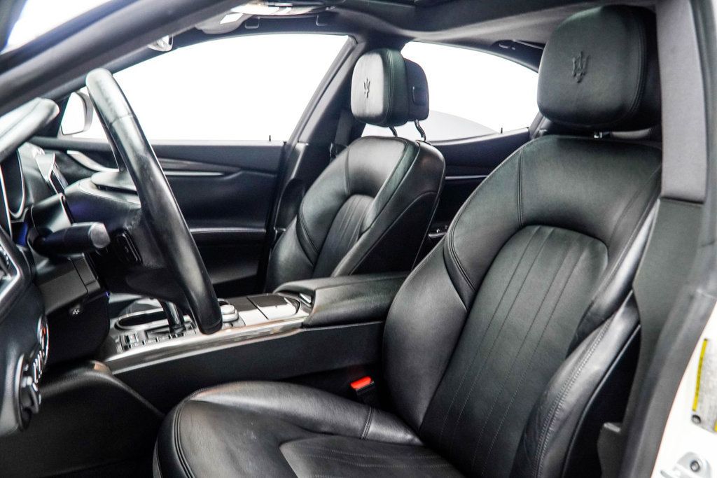 Maserati Ghibli photo 37