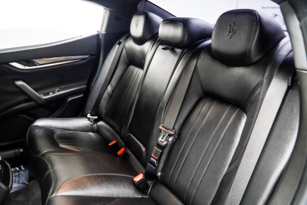 Maserati Ghibli photo 39
