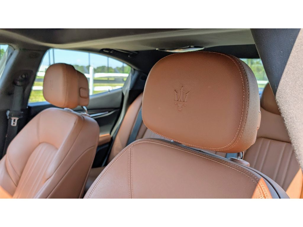2019 Maserati Ghibli Q4 photo 15