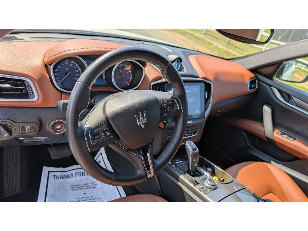 2019 Maserati Ghibli Q4 photo 17