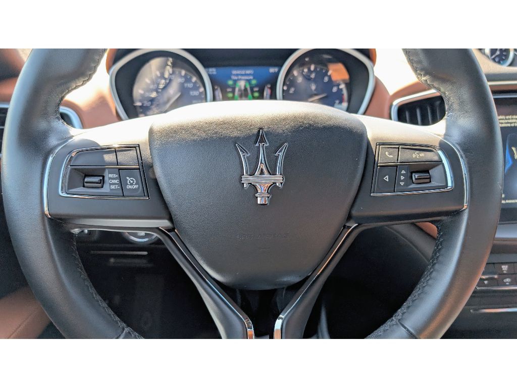 2019 Maserati Ghibli Q4 photo 18